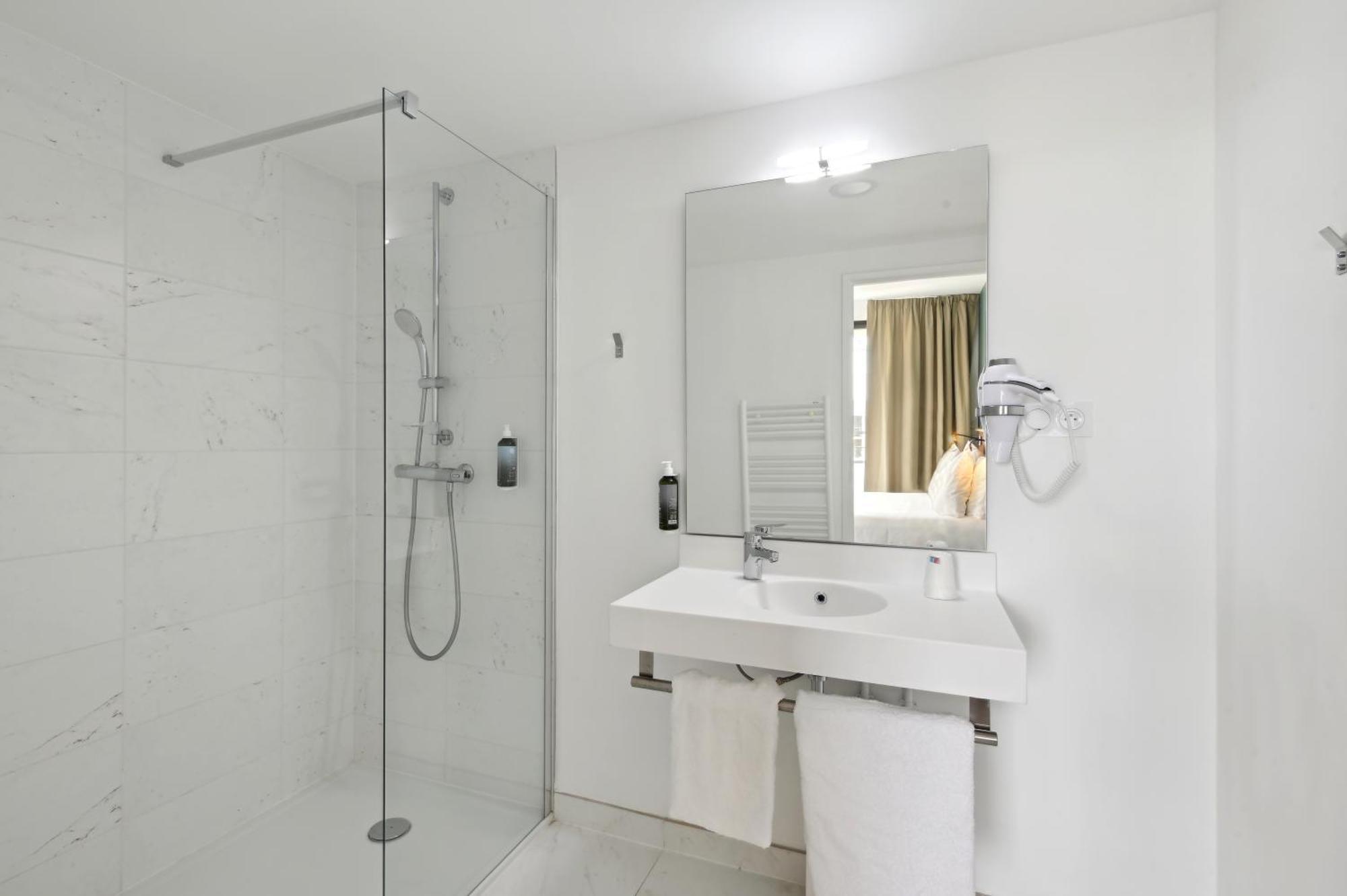 All Suites Hotel Paris Pleyel L'Ile-Saint-Denis Ngoại thất bức ảnh